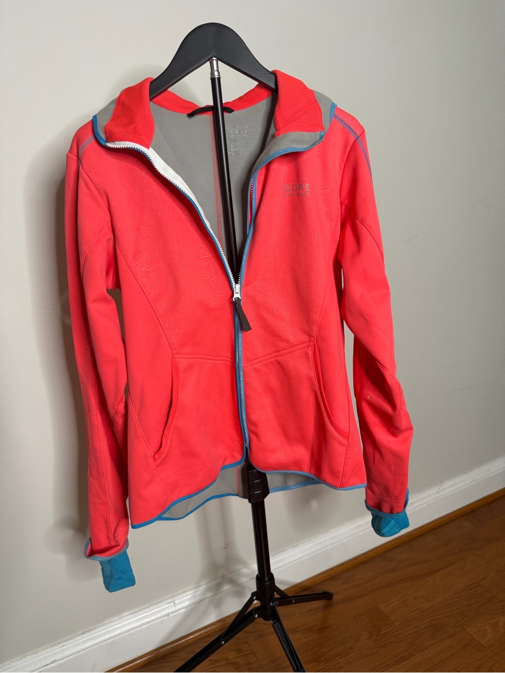 GORE Wear Women's Coral Cycling Jacket with Teal Trim